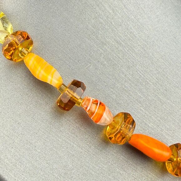 Orange Givre Swirl Glass Vintage Beaded Crystal Gold-tone Necklace UV GLOW - Picture 8 of 13